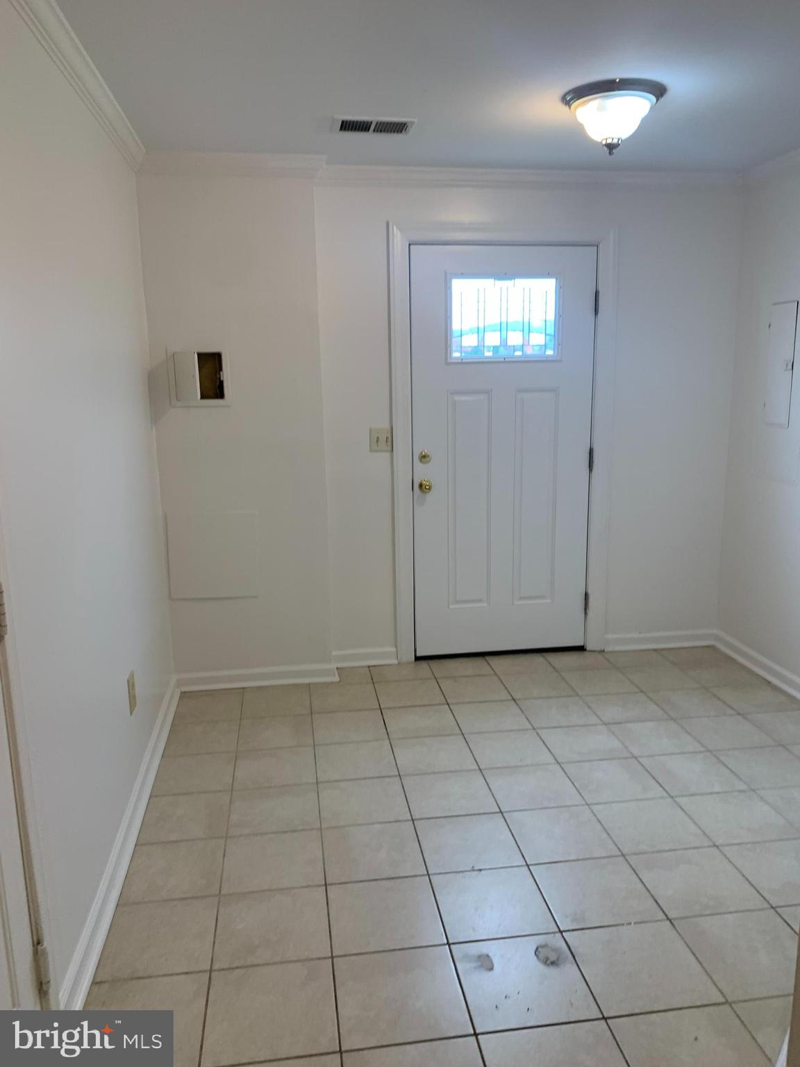 LAUREL RIDGE - Residential Lease