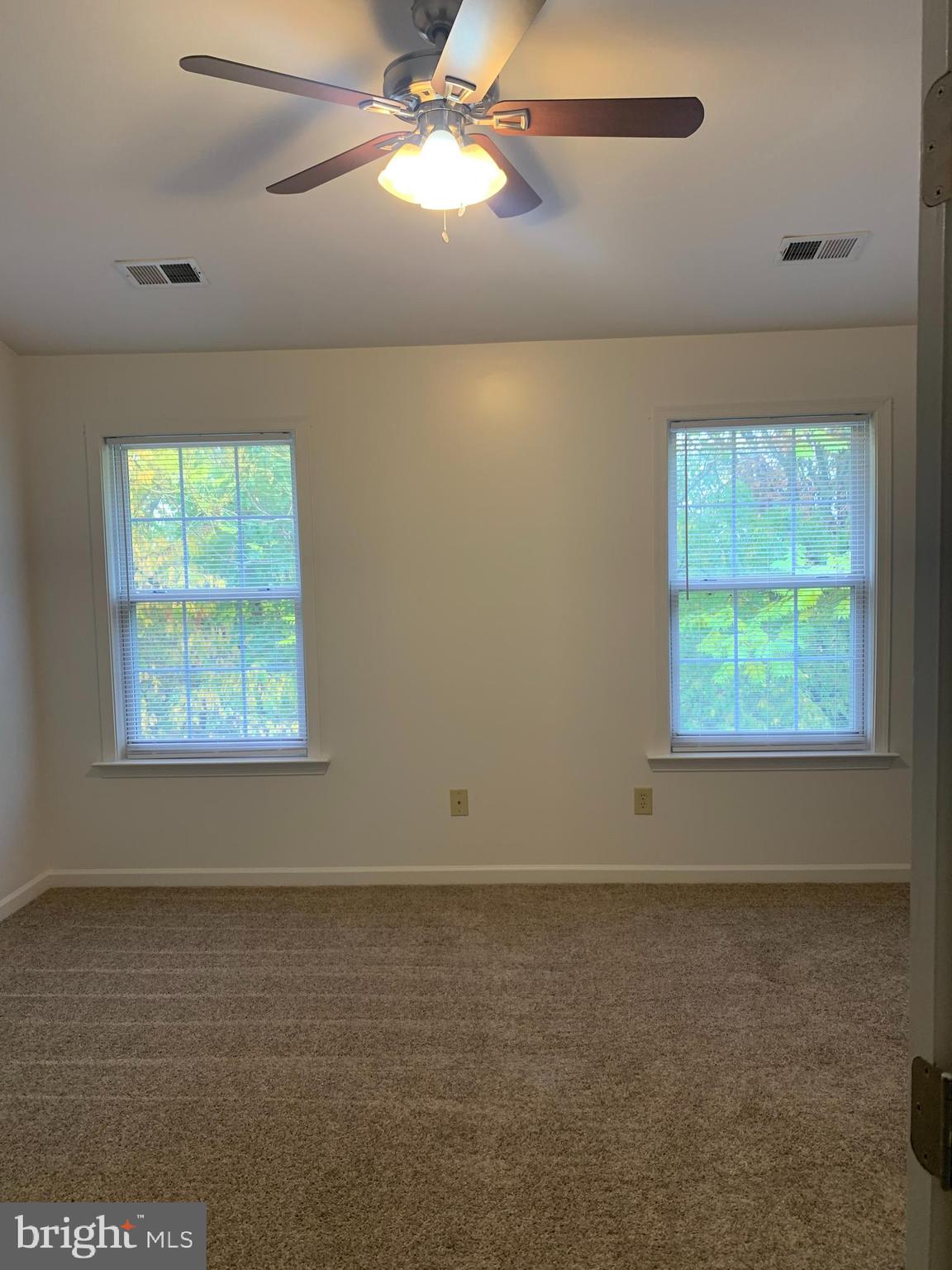 LAUREL RIDGE - Residential Lease