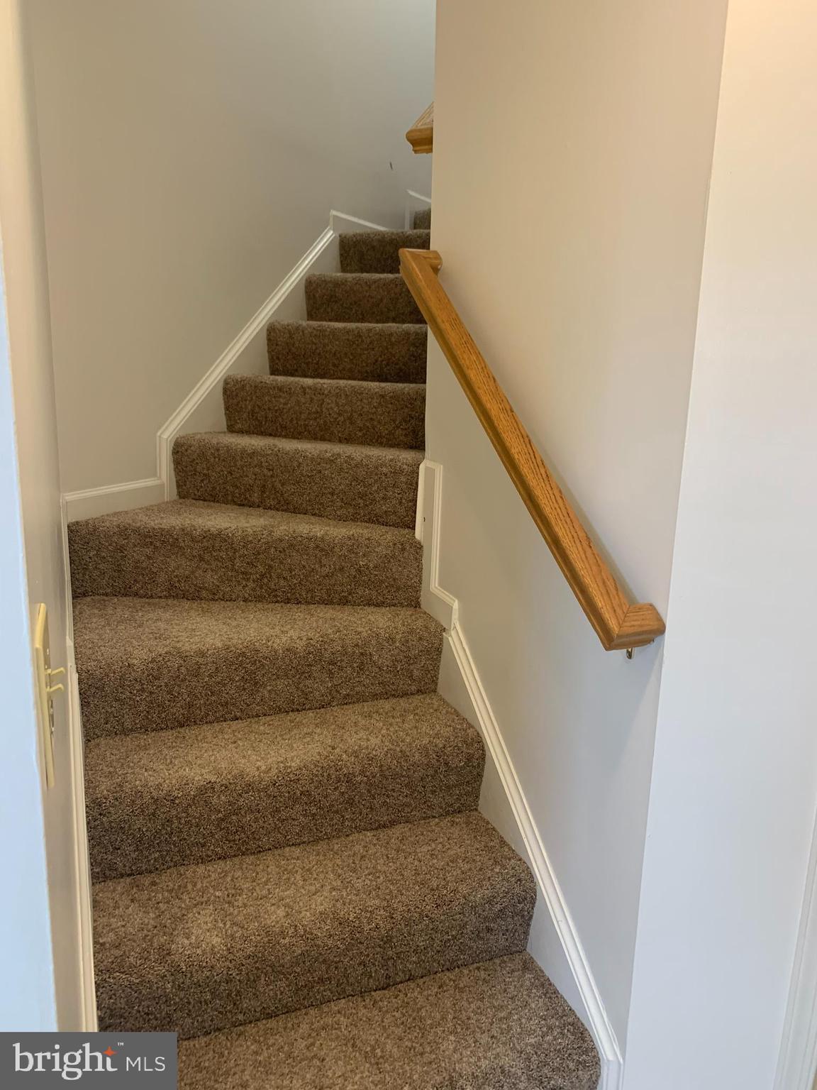 LAUREL RIDGE - Residential Lease