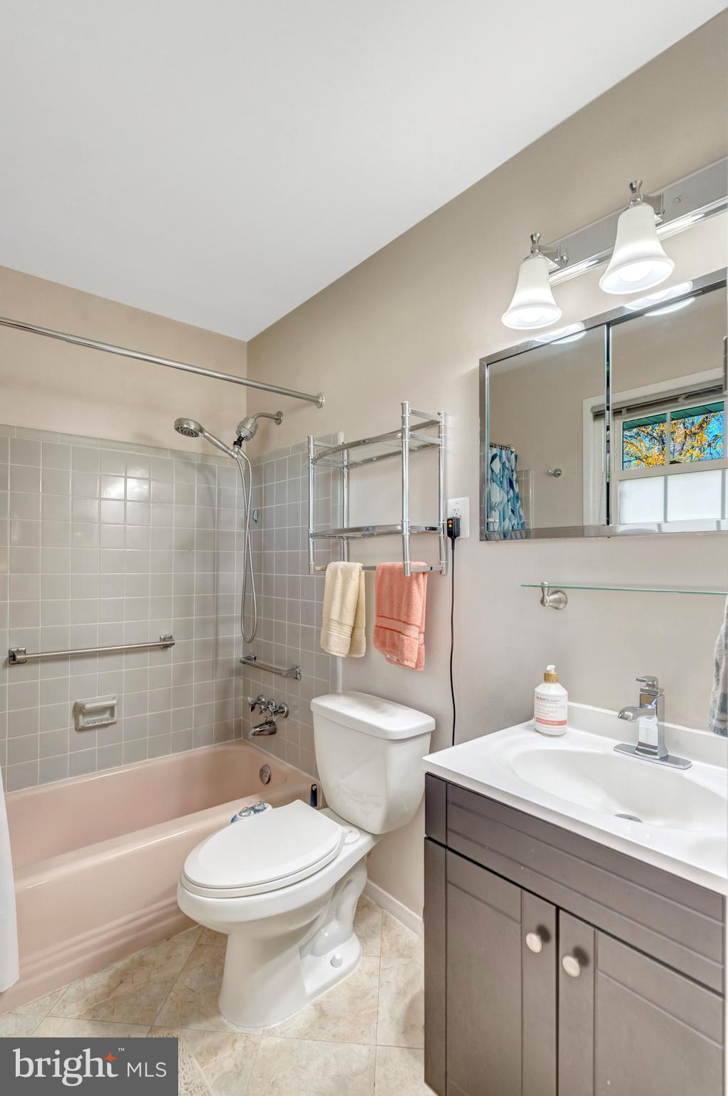 RAVENSWORTH - Residential