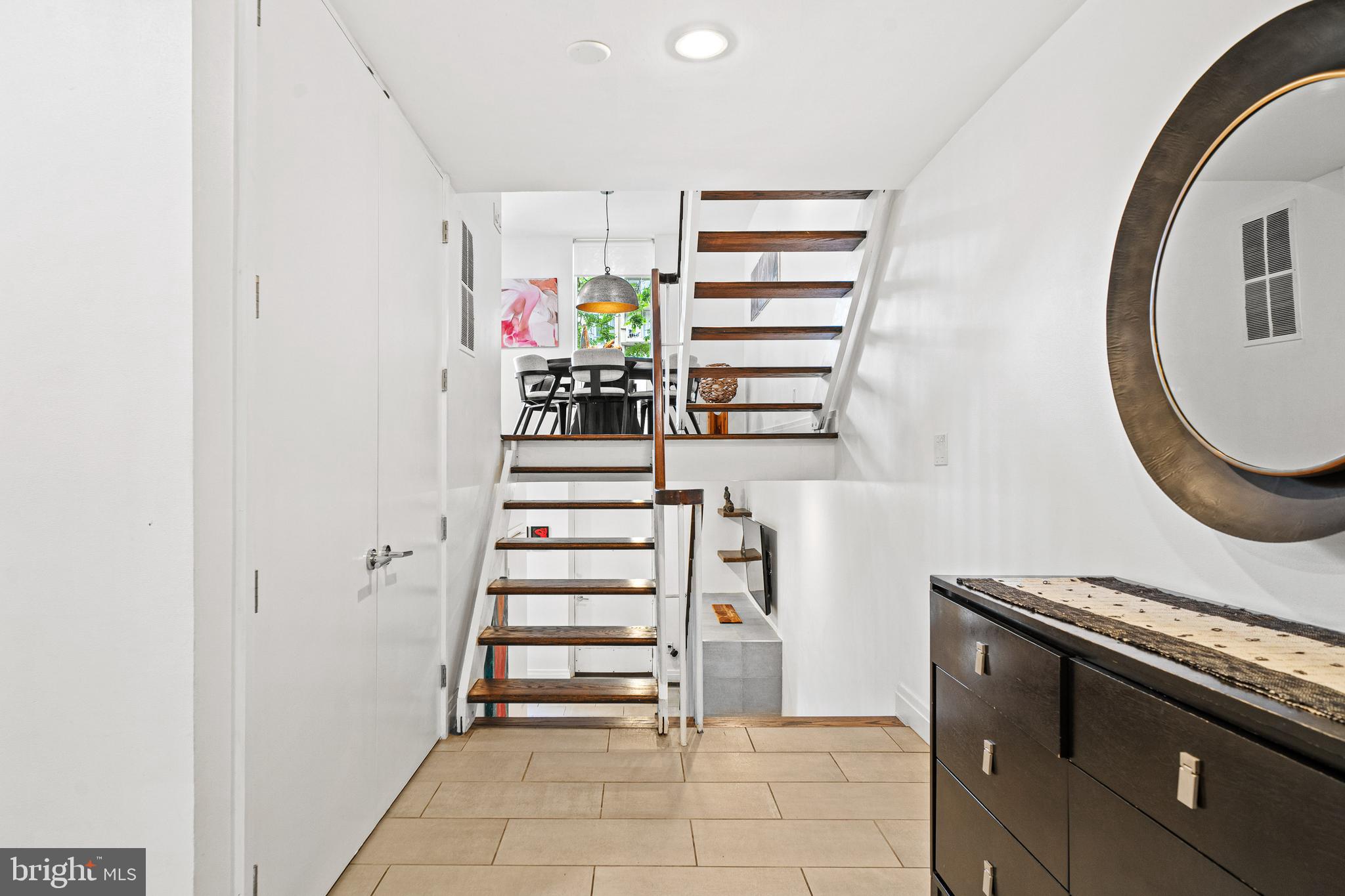 LAKE ANNE OF RESTON - Residential