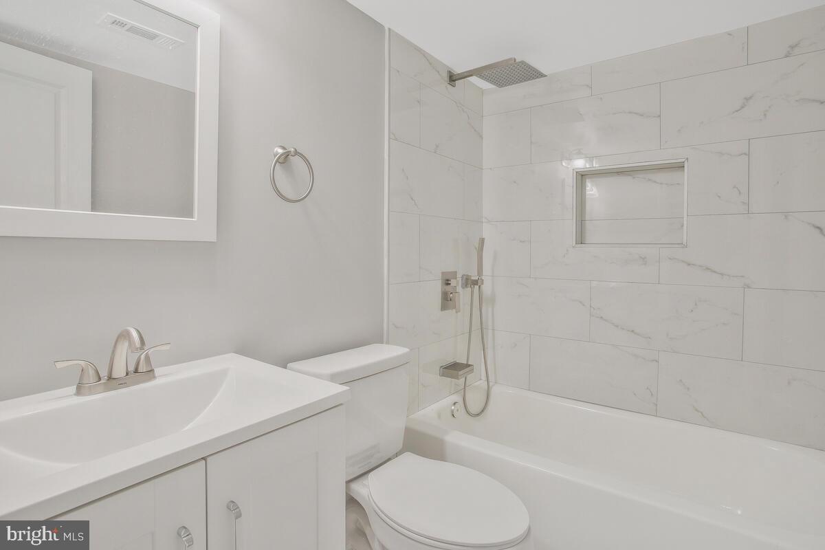 BROOKLYN - Residential