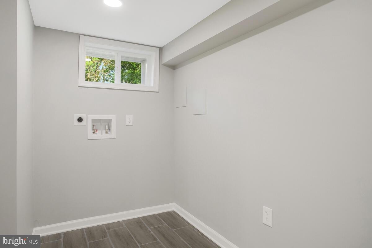 BROOKLYN - Residential