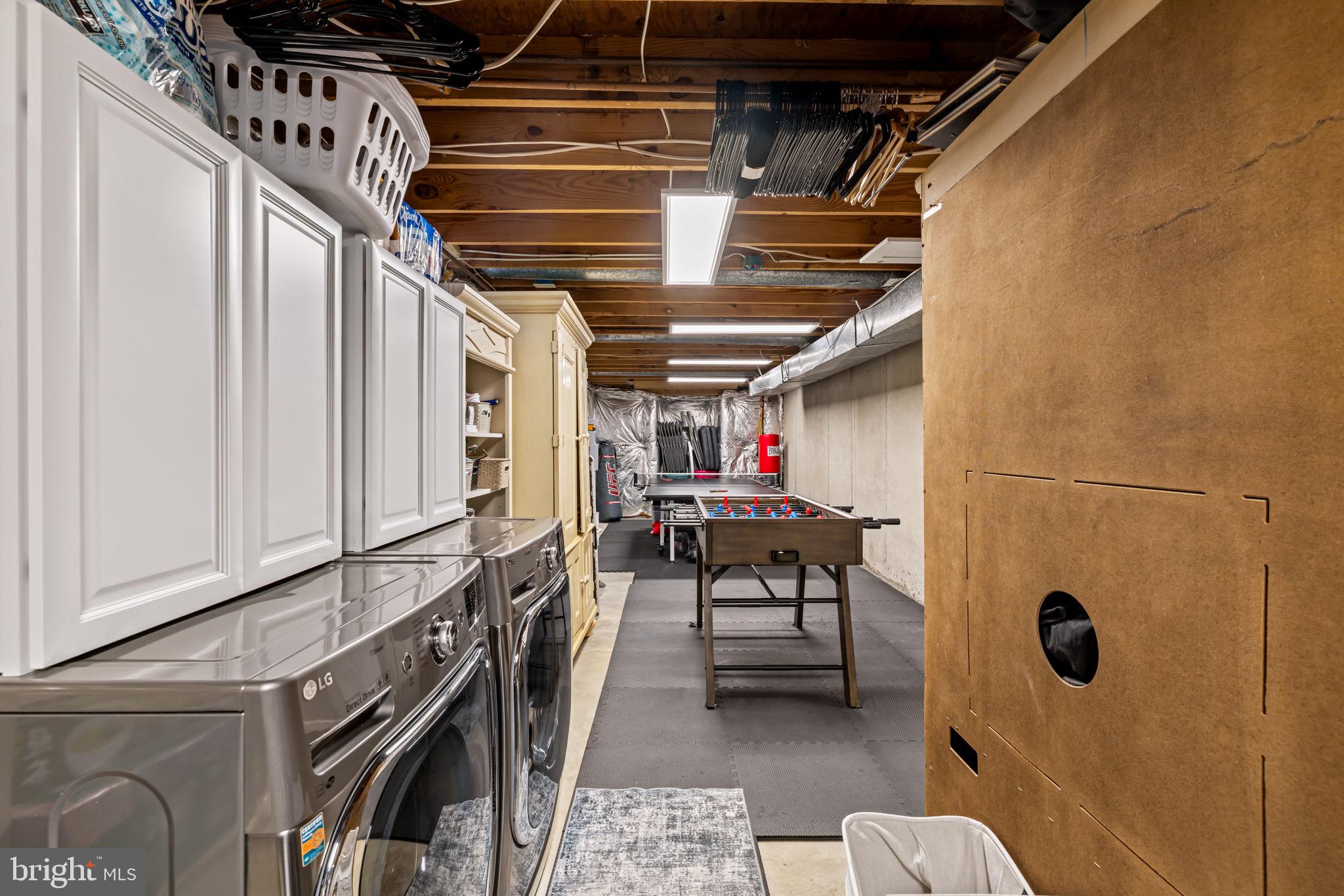 WHEATFIELD - Residential