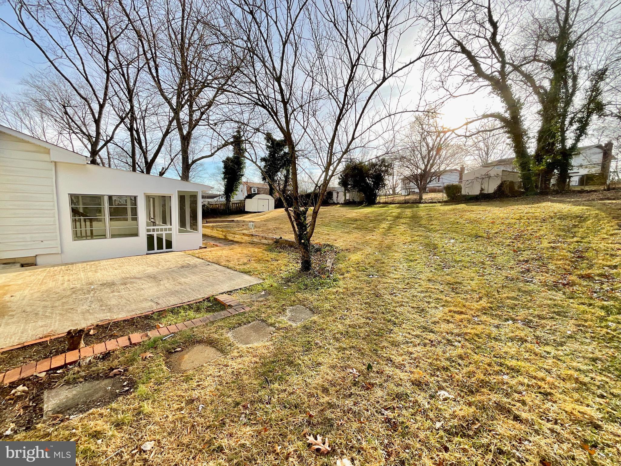 FOREST KNOLLS - Residential