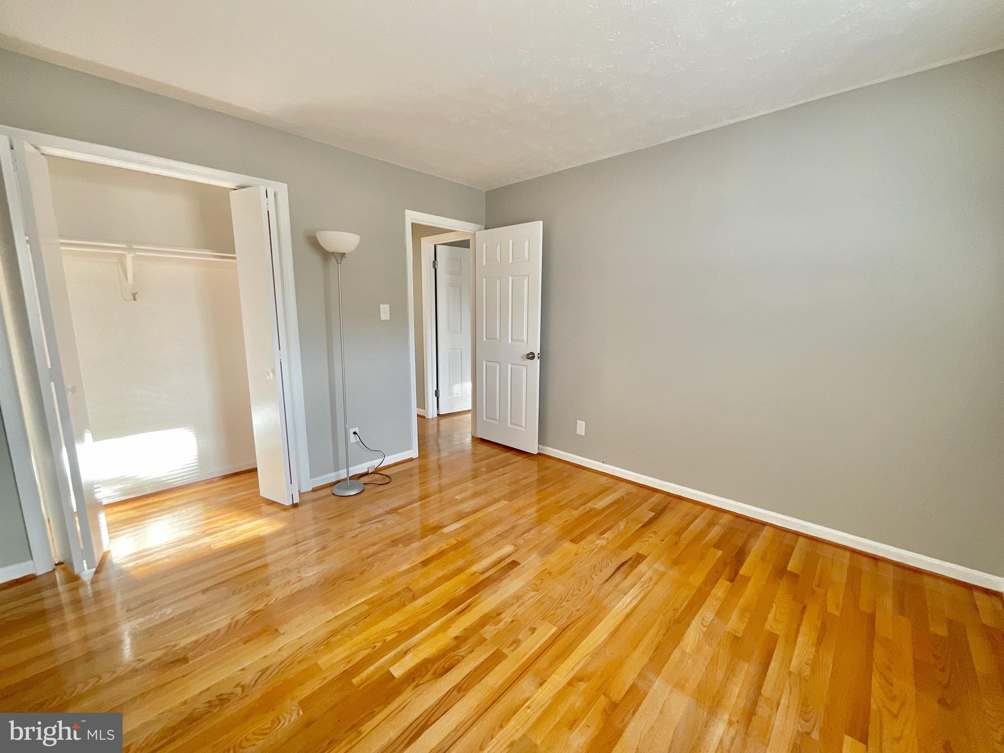 FOREST KNOLLS - Residential