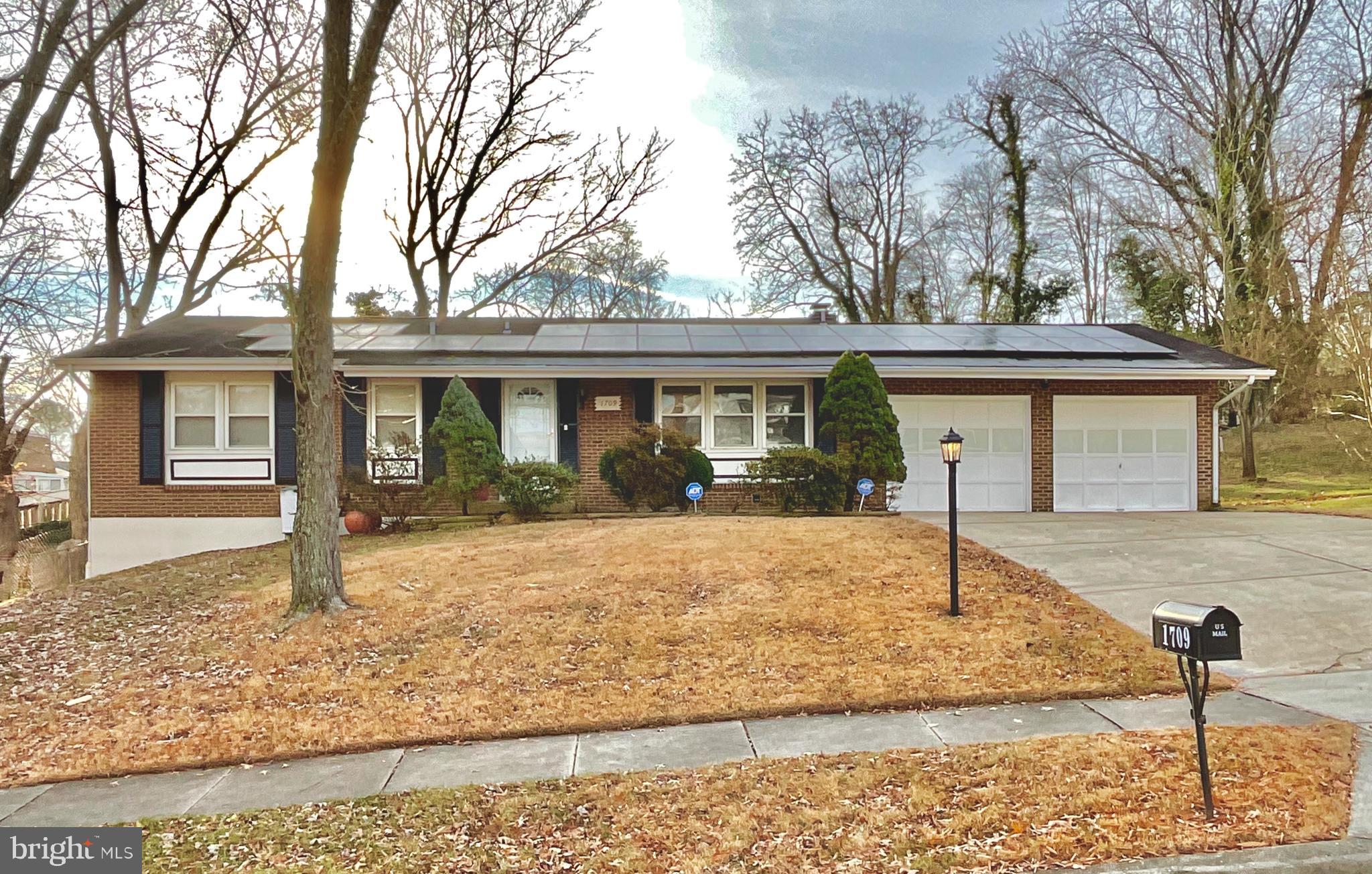 FOREST KNOLLS - Residential