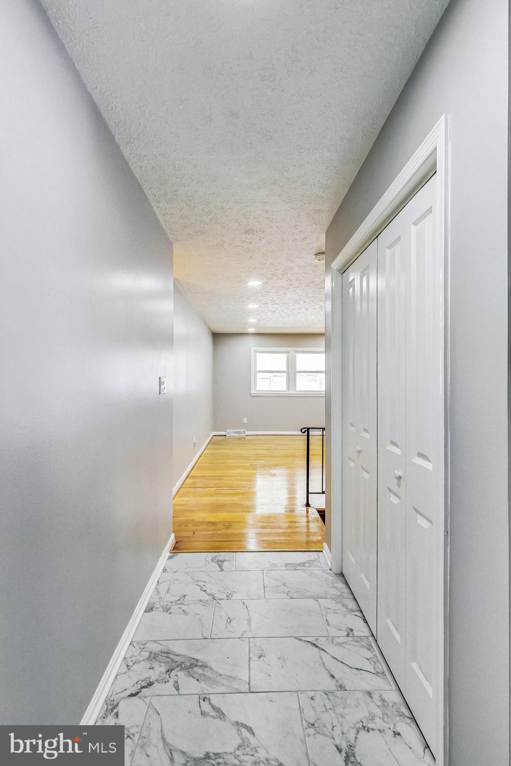 FOREST KNOLLS - Residential