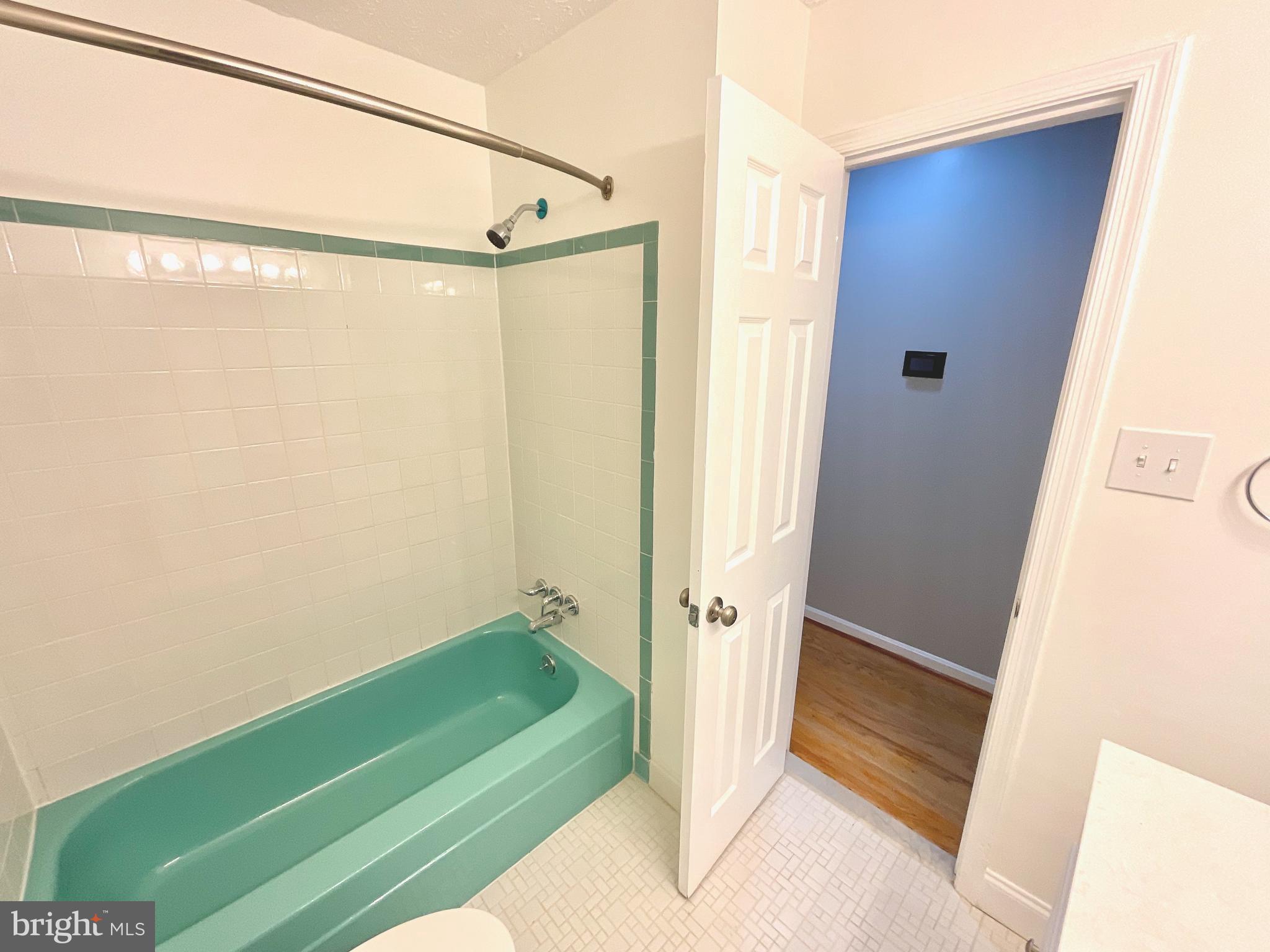 FOREST KNOLLS - Residential