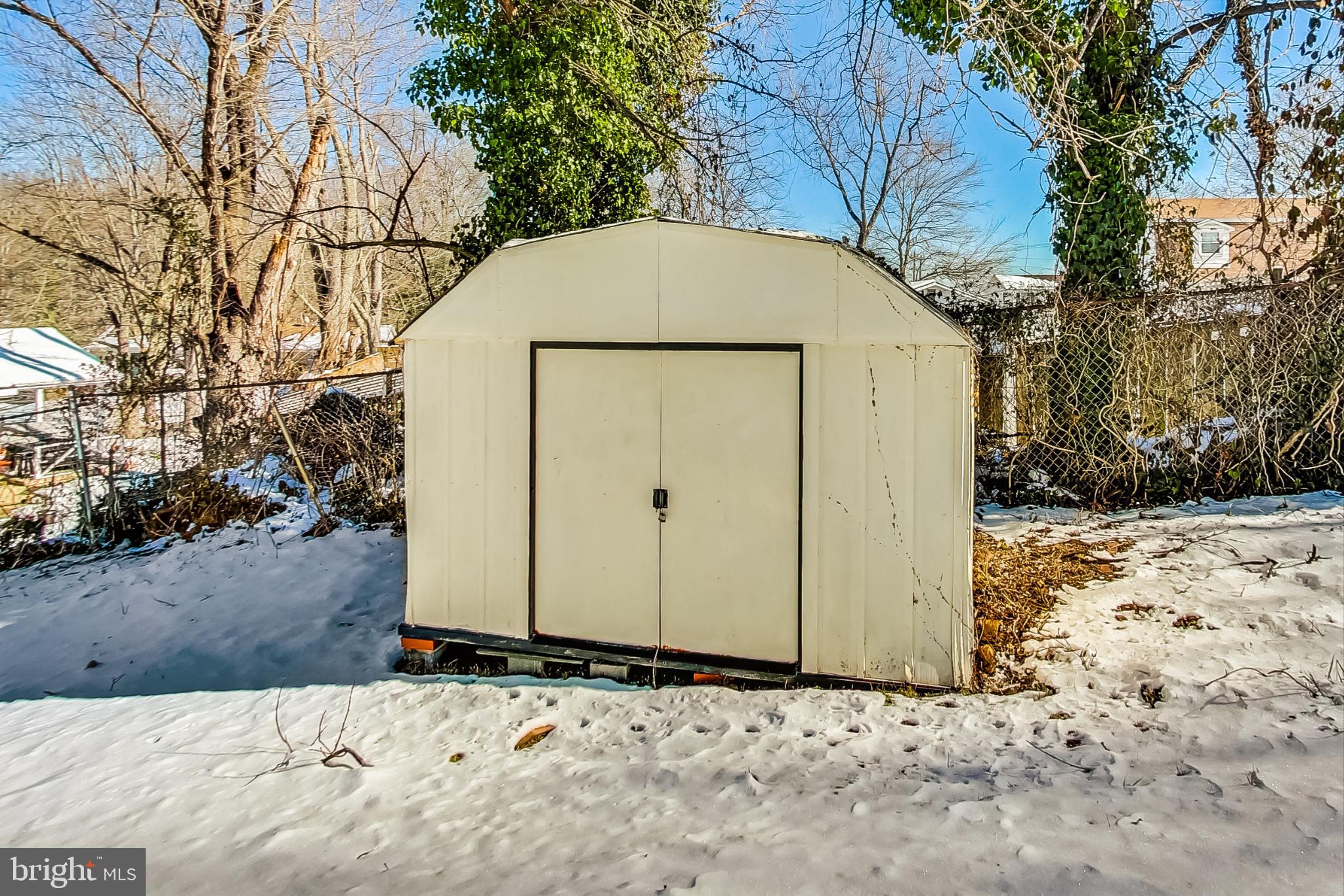 FOREST KNOLLS - Residential