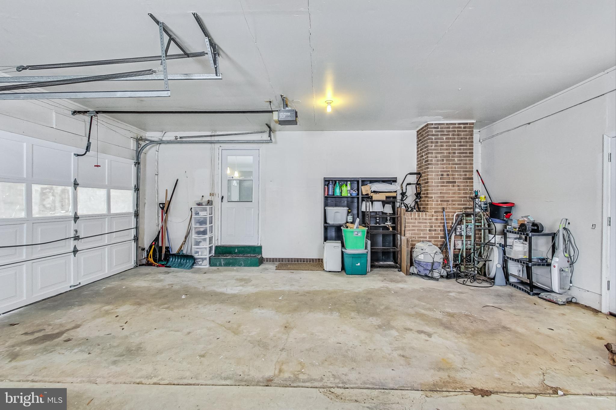 FOREST KNOLLS - Residential