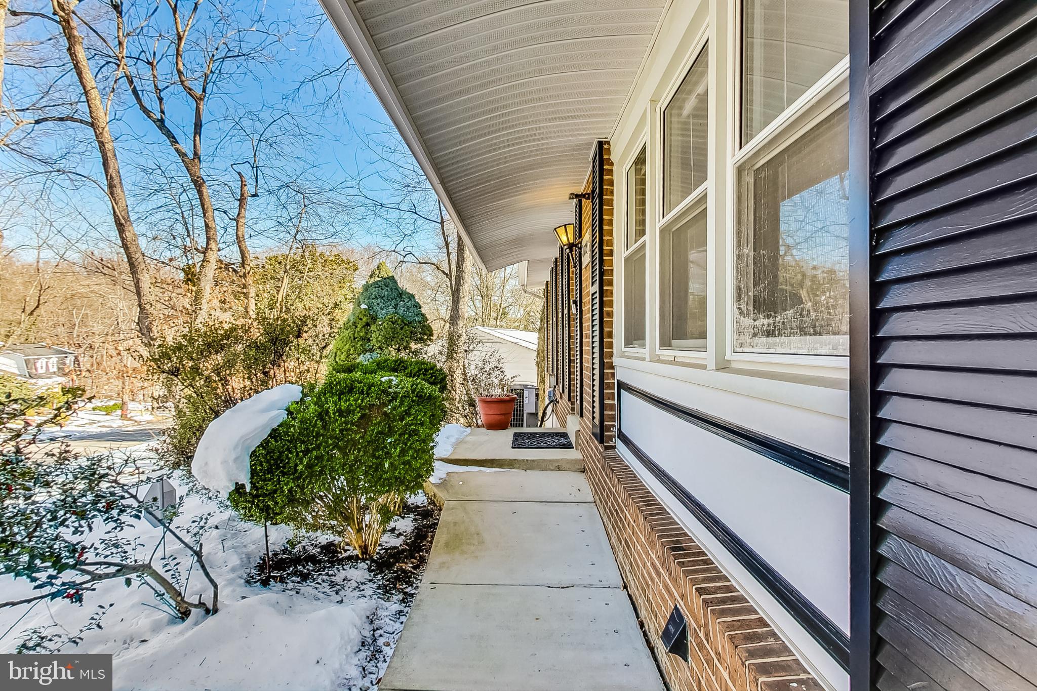 FOREST KNOLLS - Residential