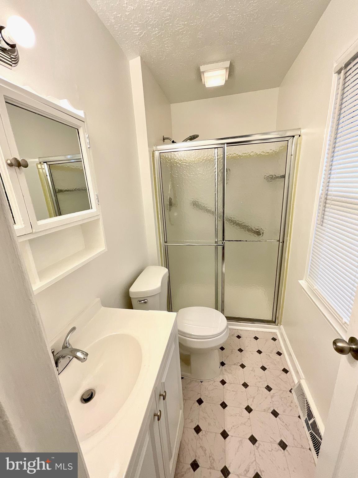 FOREST KNOLLS - Residential