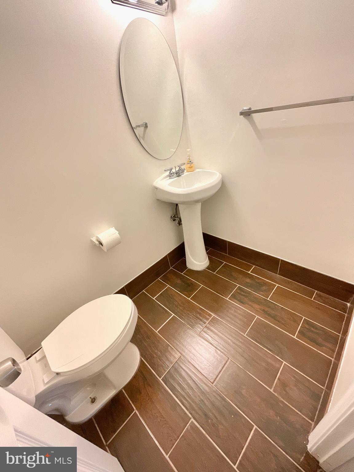 FOREST KNOLLS - Residential