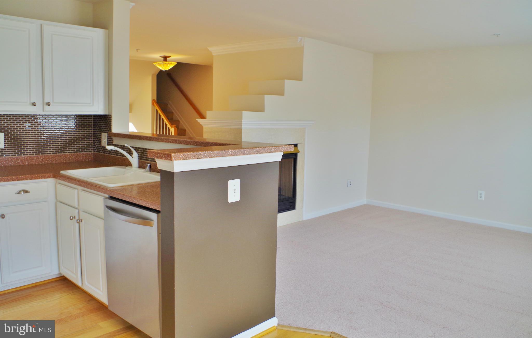 CAMERON STATION - Residential Lease