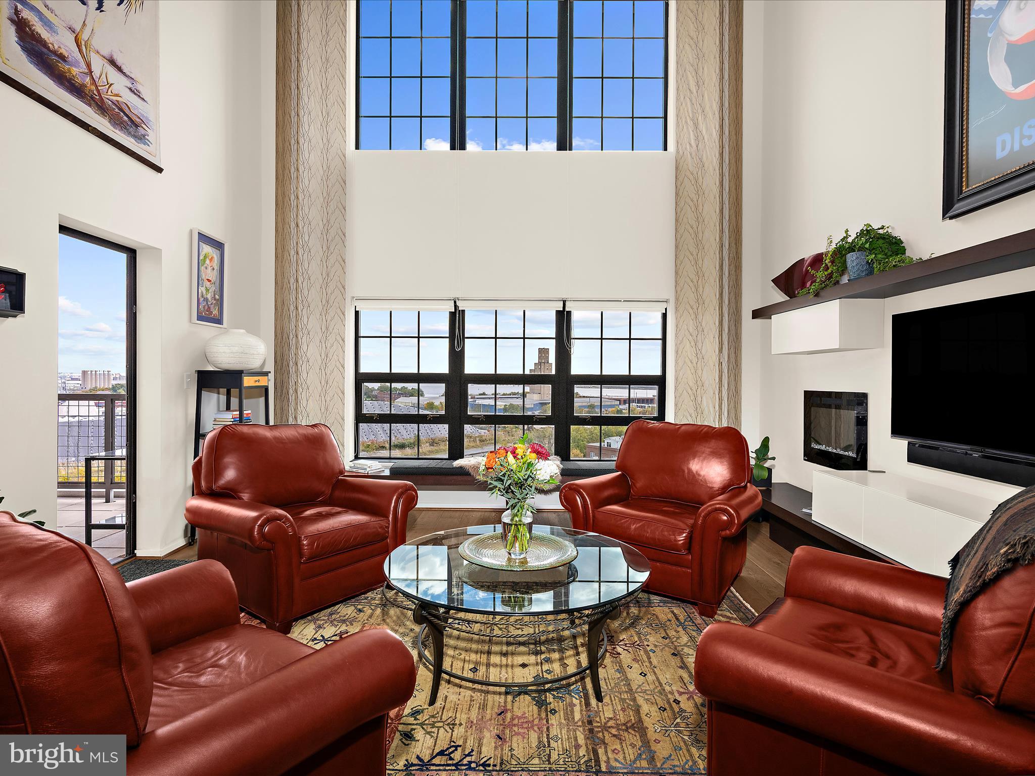 LOCUST POINT - Residential