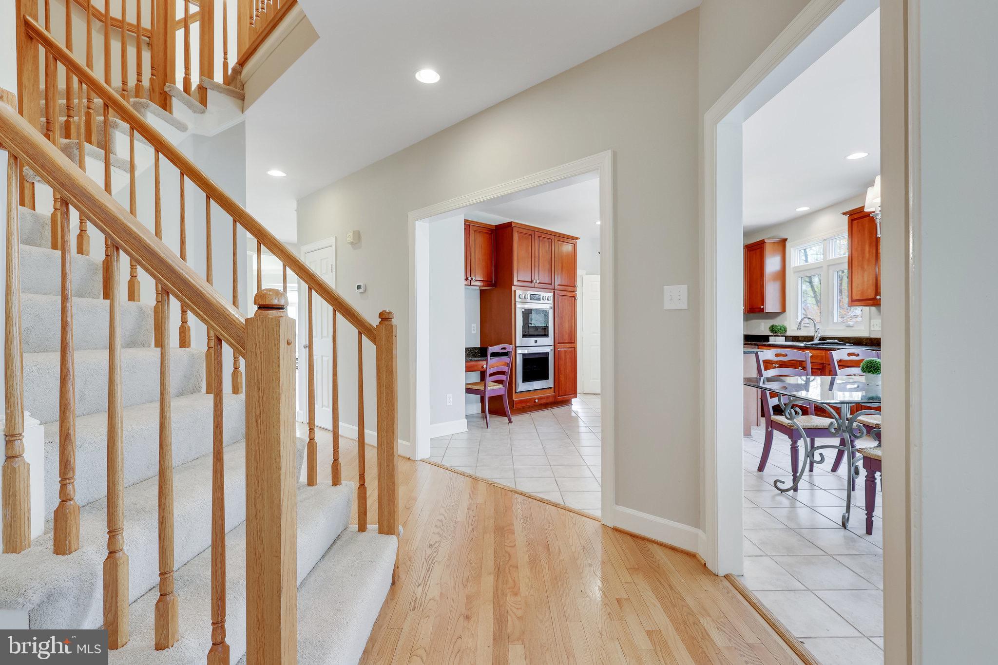 FOX DEN ESTATES - Residential