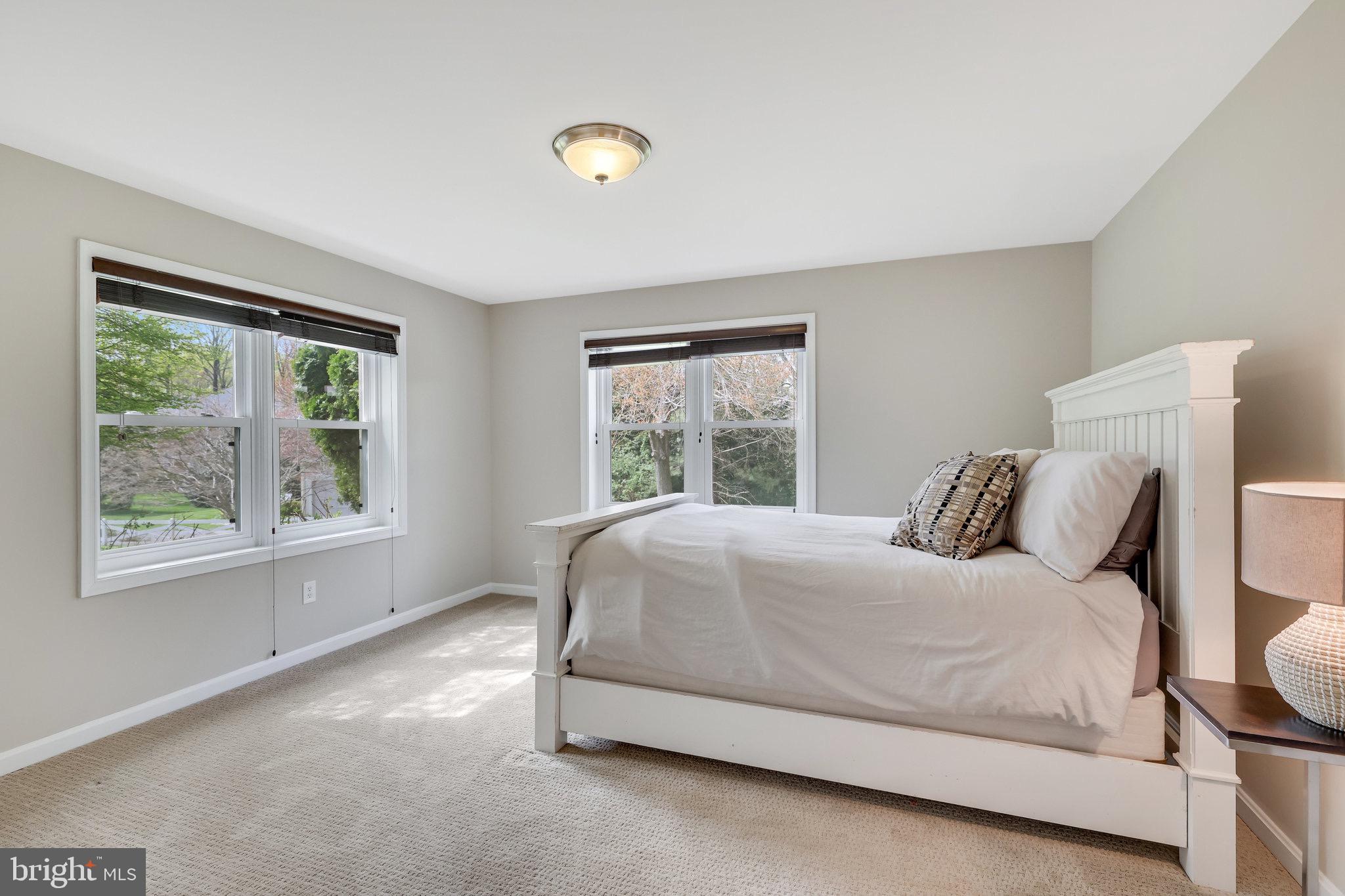 FOX DEN ESTATES - Residential