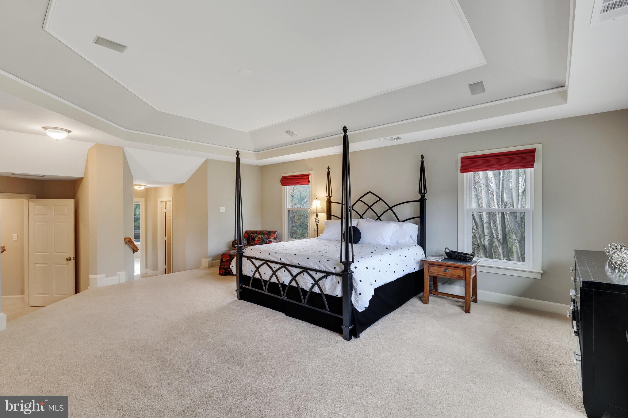 FOX DEN ESTATES - Residential