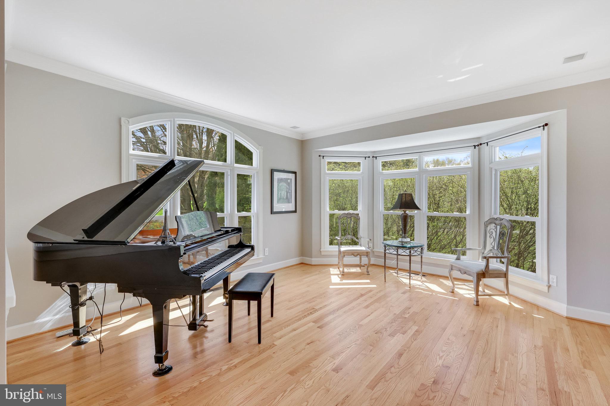 FOX DEN ESTATES - Residential