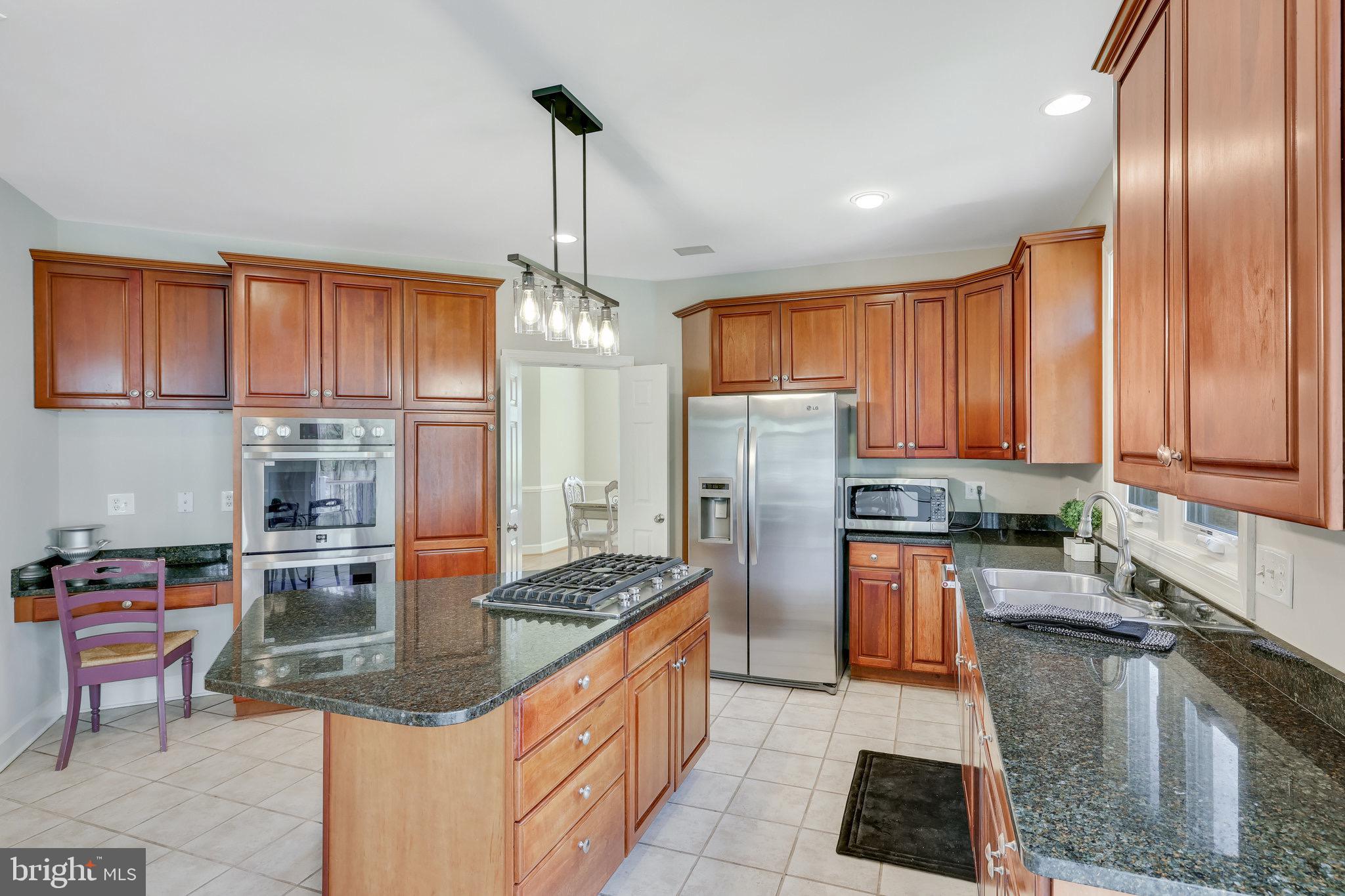 FOX DEN ESTATES - Residential