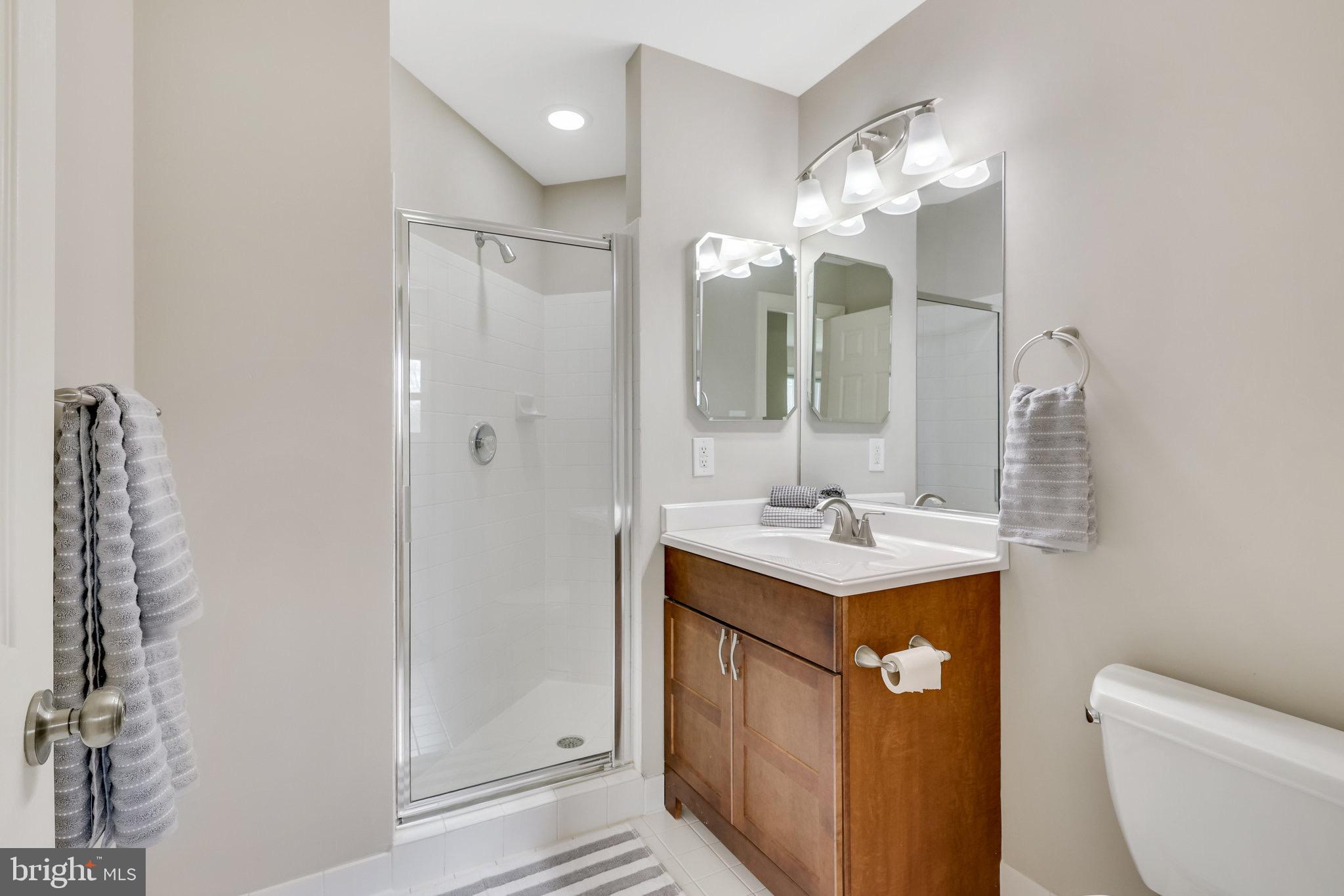 FOX DEN ESTATES - Residential