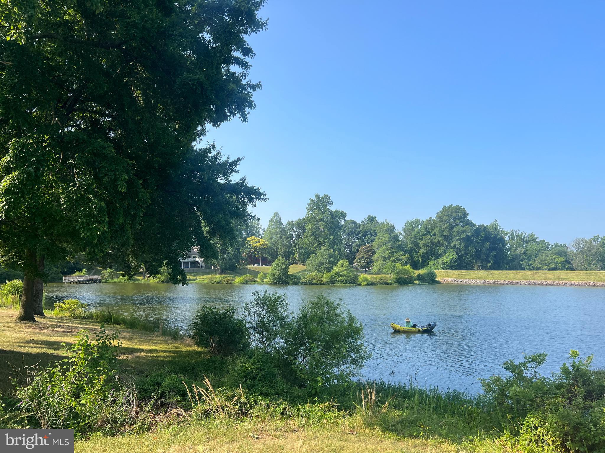 LAKE BRADDOCK - Residential