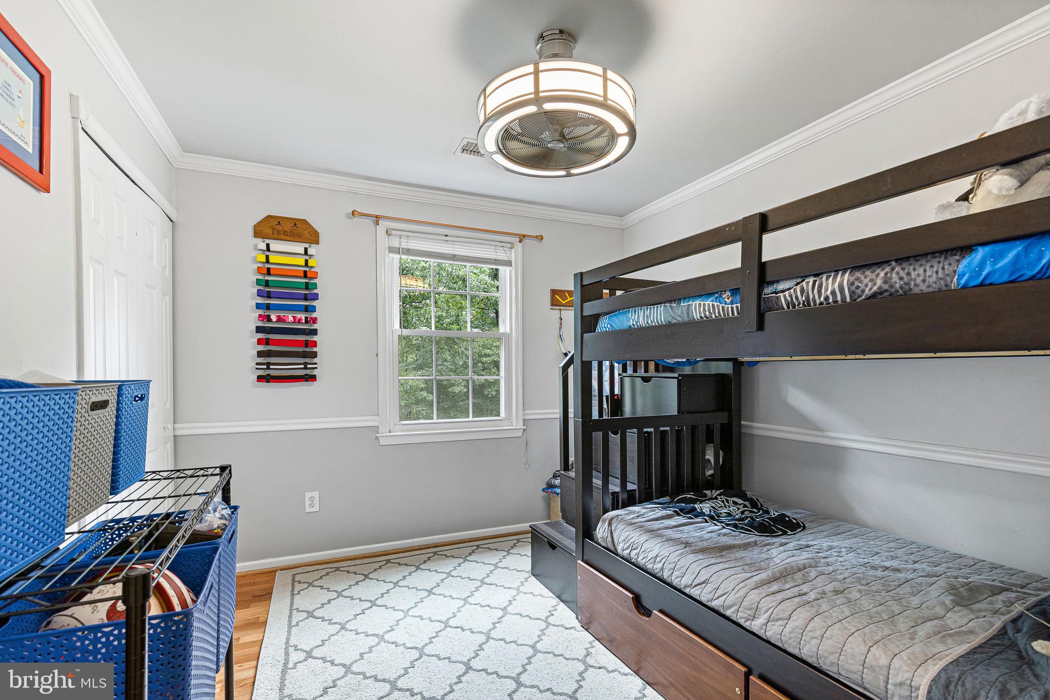 LAKE BRADDOCK - Residential