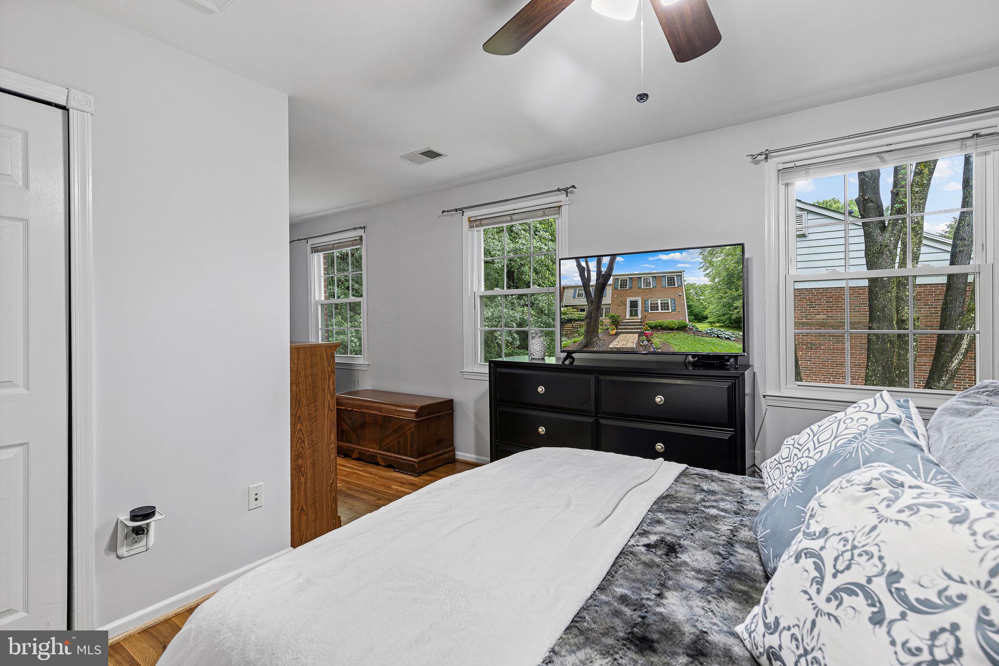 LAKE BRADDOCK - Residential