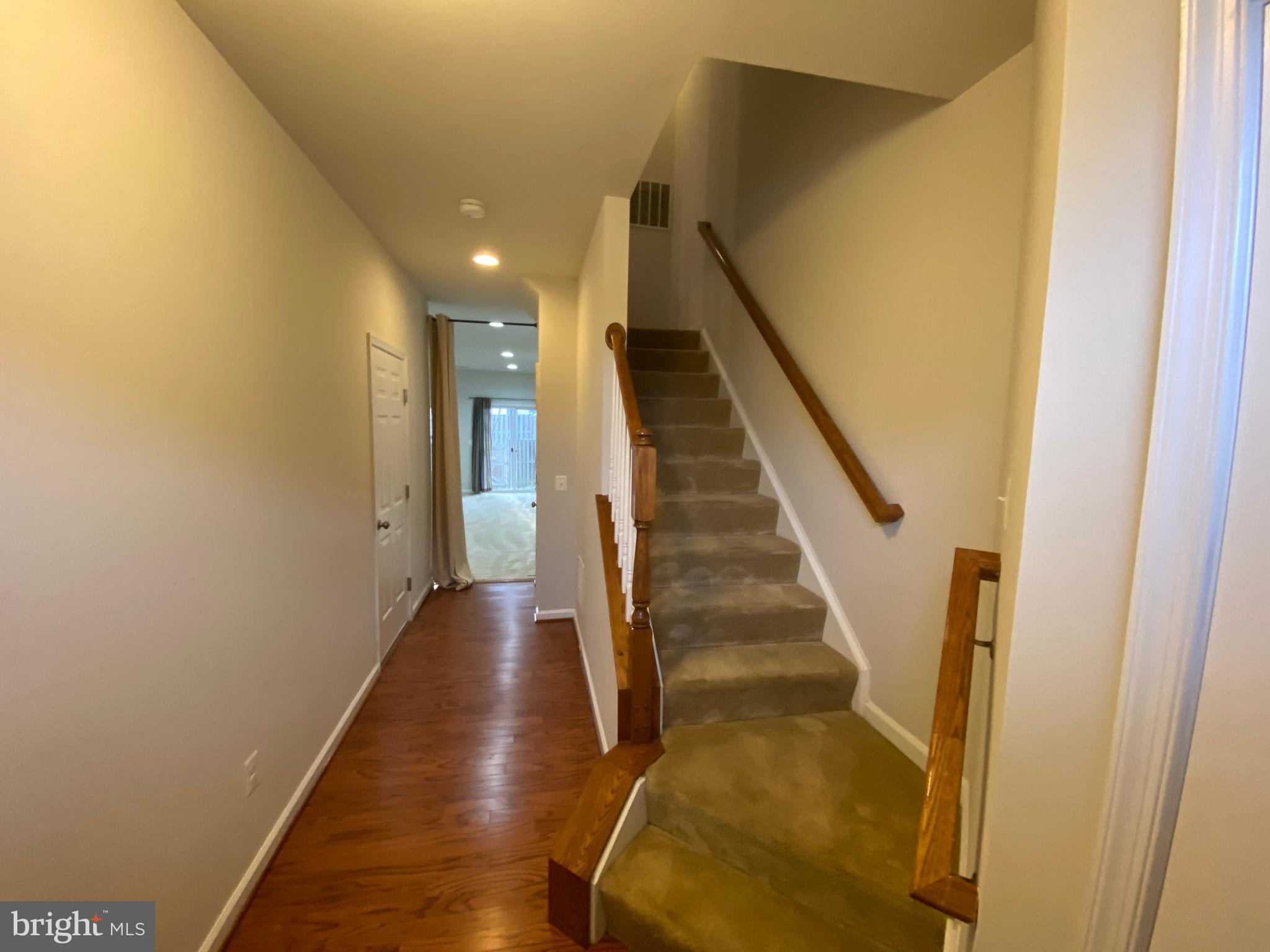 WOODSTREAM - Residential Lease