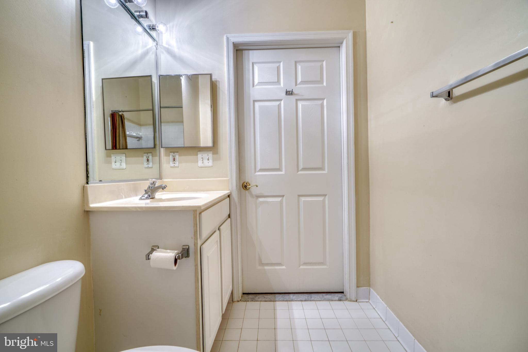 LAKELAND RIDGE - Residential