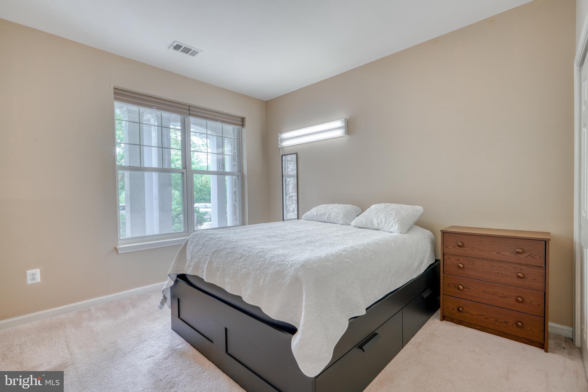 LAKELAND RIDGE - Residential