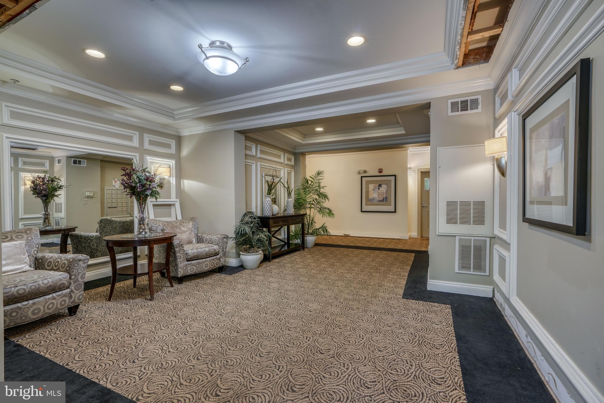 LAKELAND RIDGE - Residential