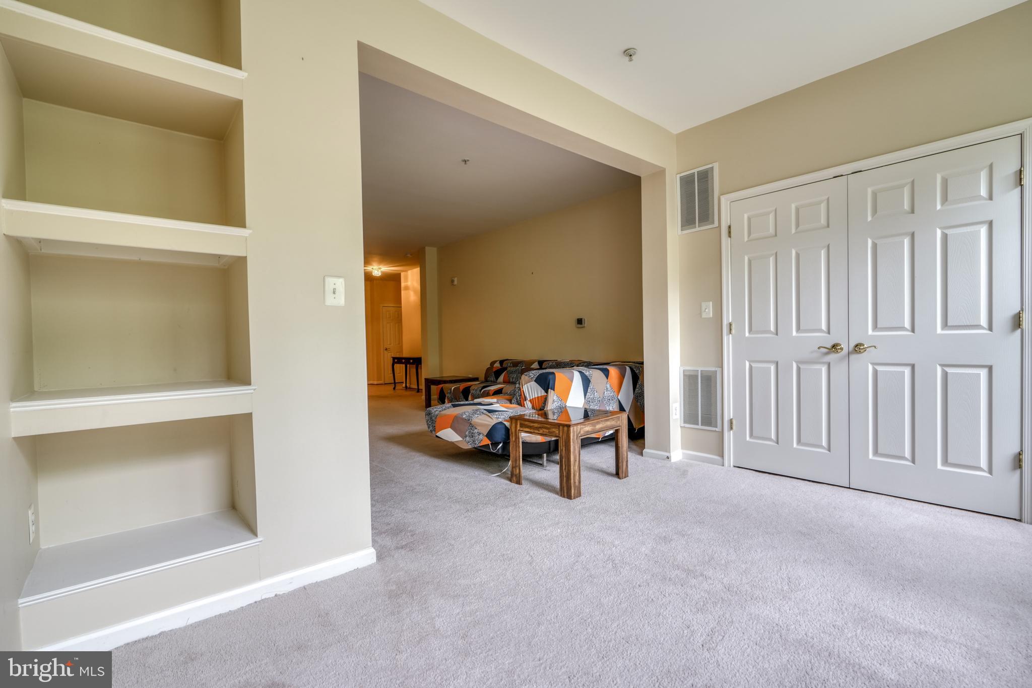 LAKELAND RIDGE - Residential