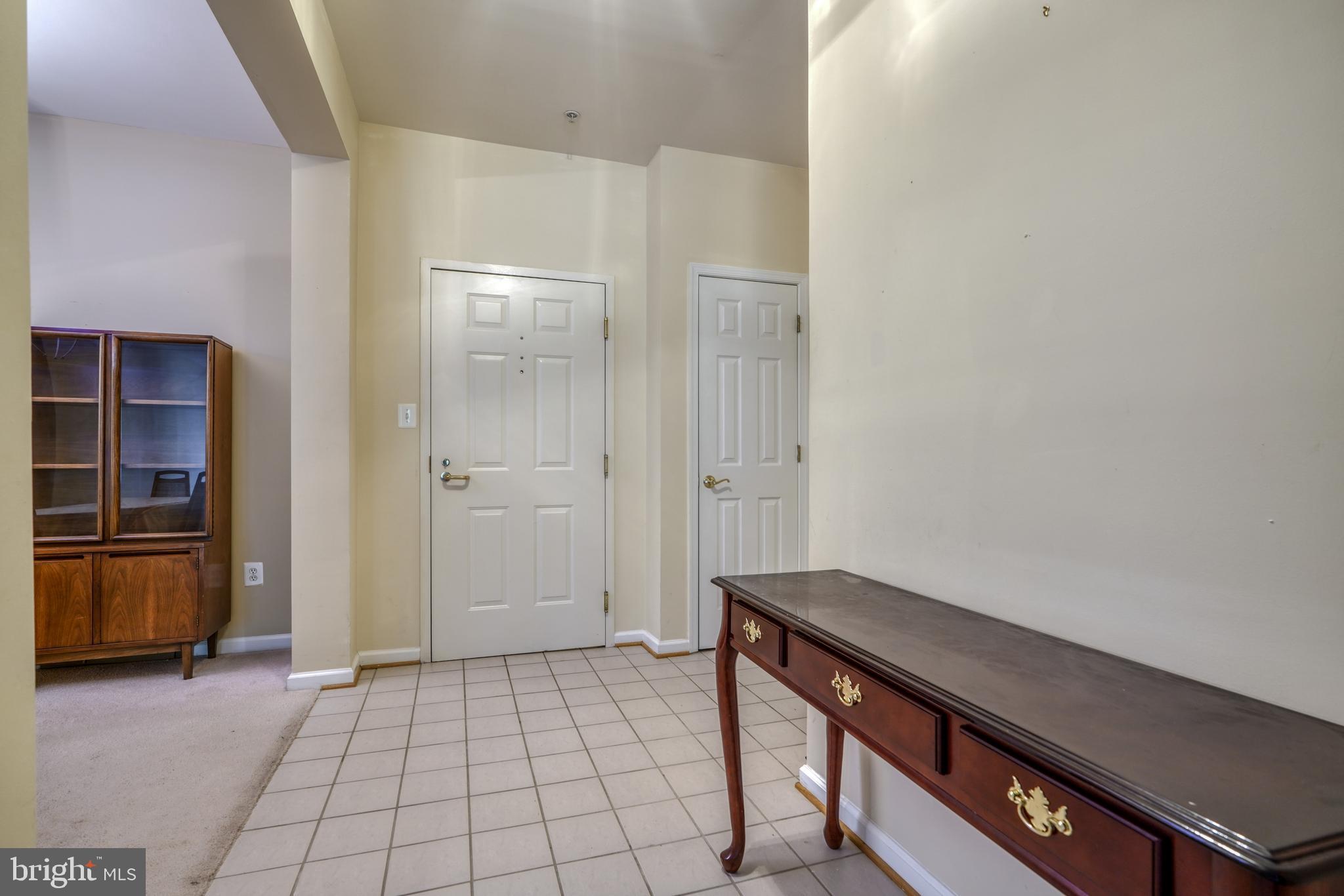 LAKELAND RIDGE - Residential