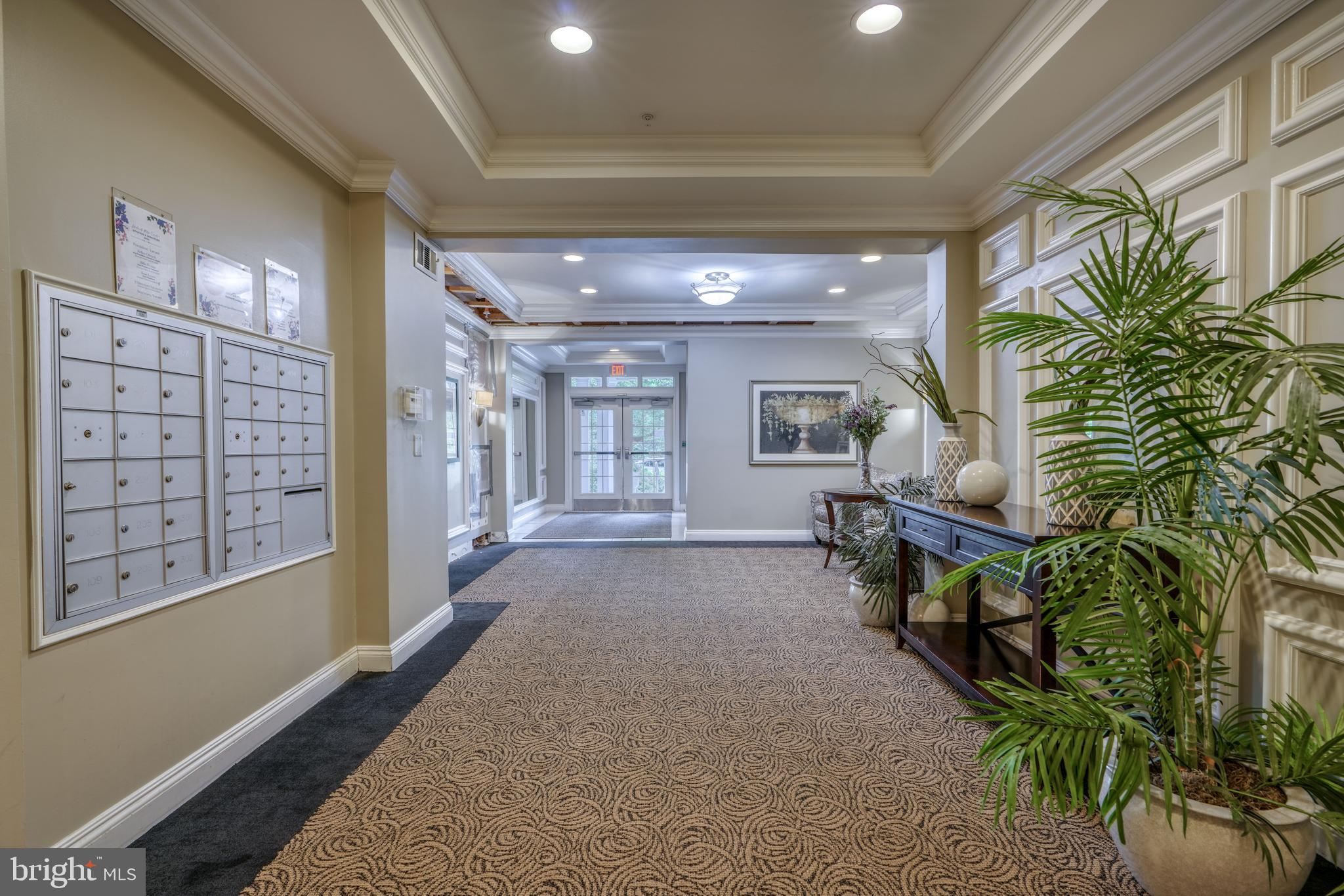 LAKELAND RIDGE - Residential