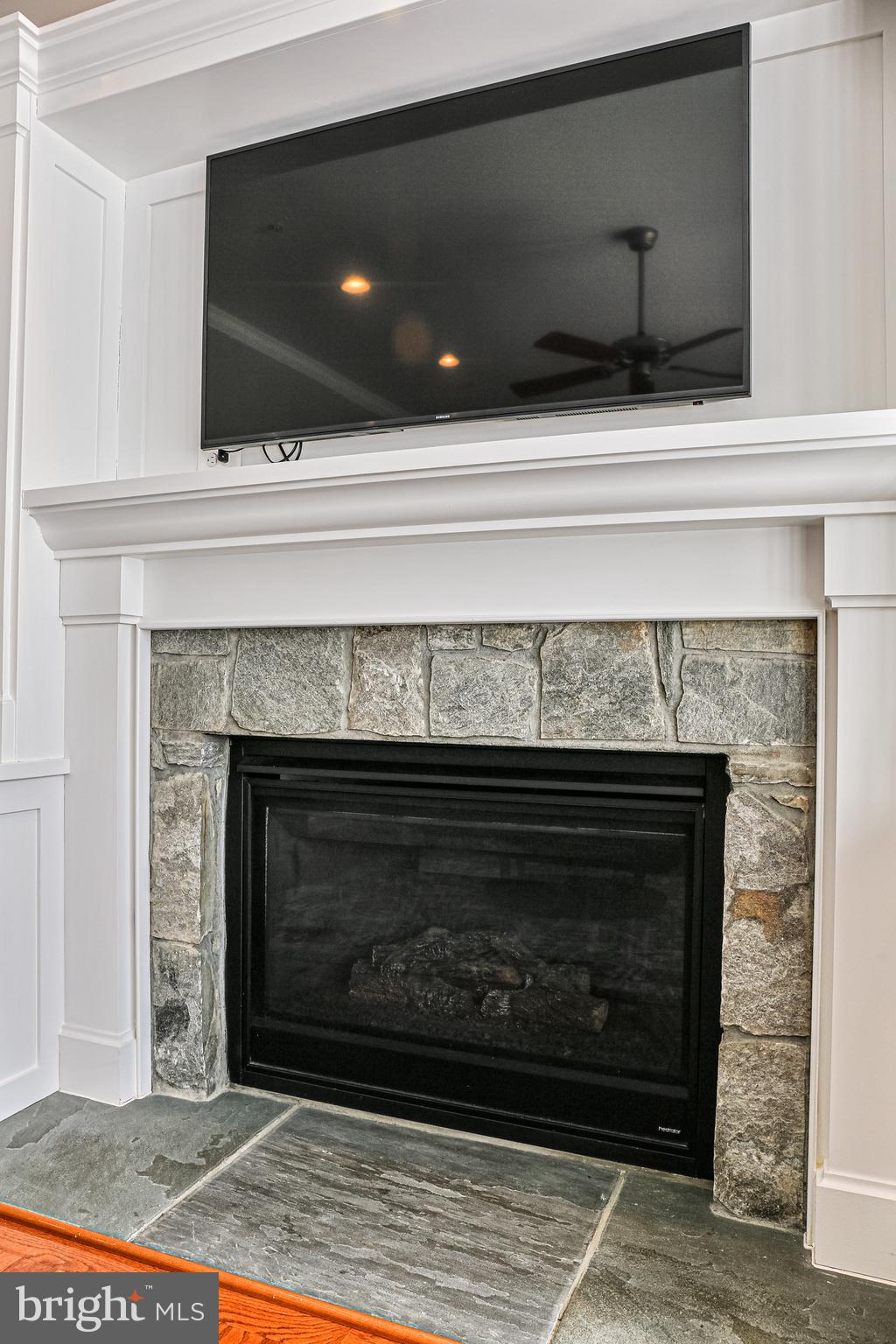 MAPLE LAWN - Residential