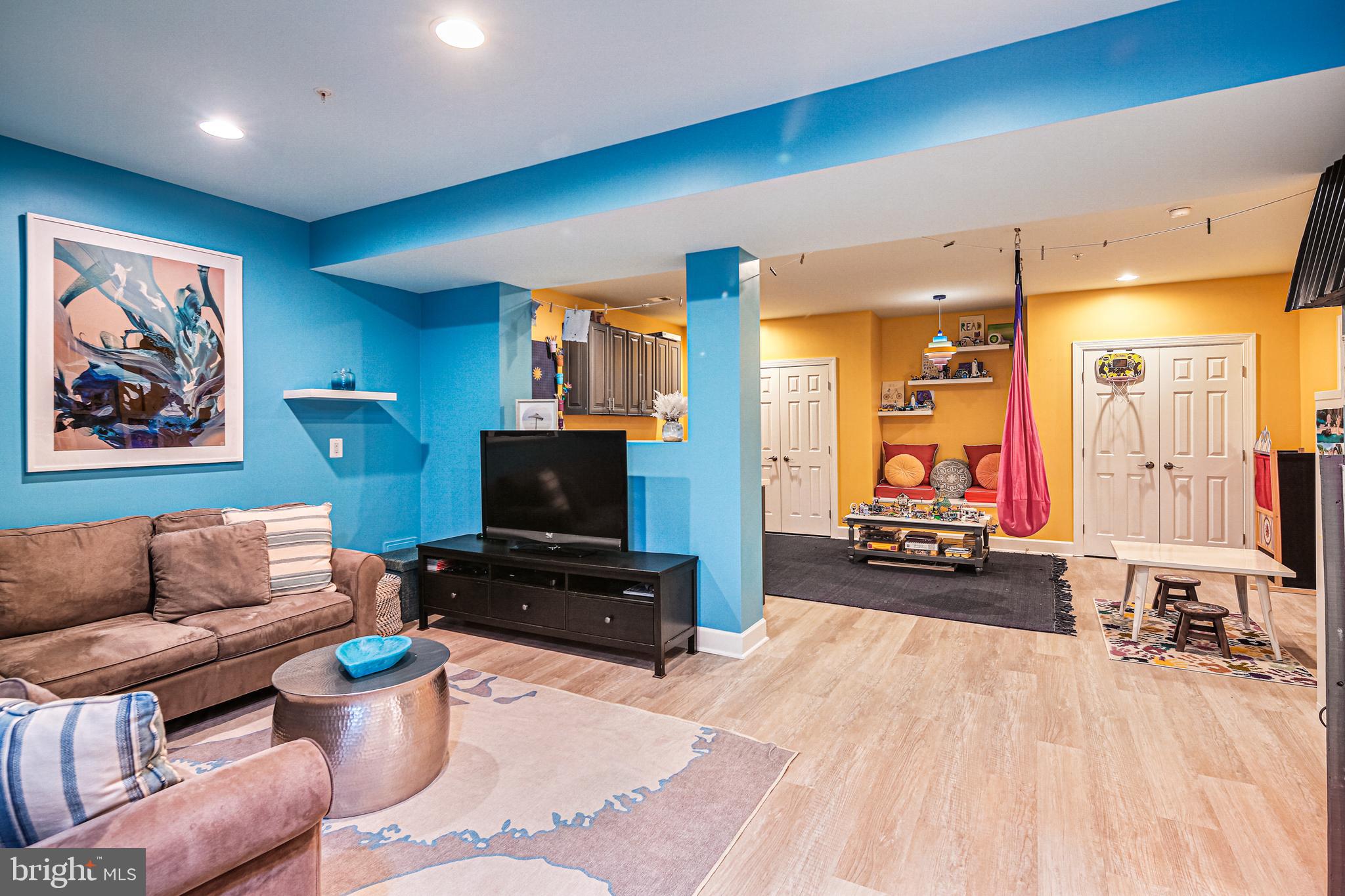 MAPLE LAWN - Residential