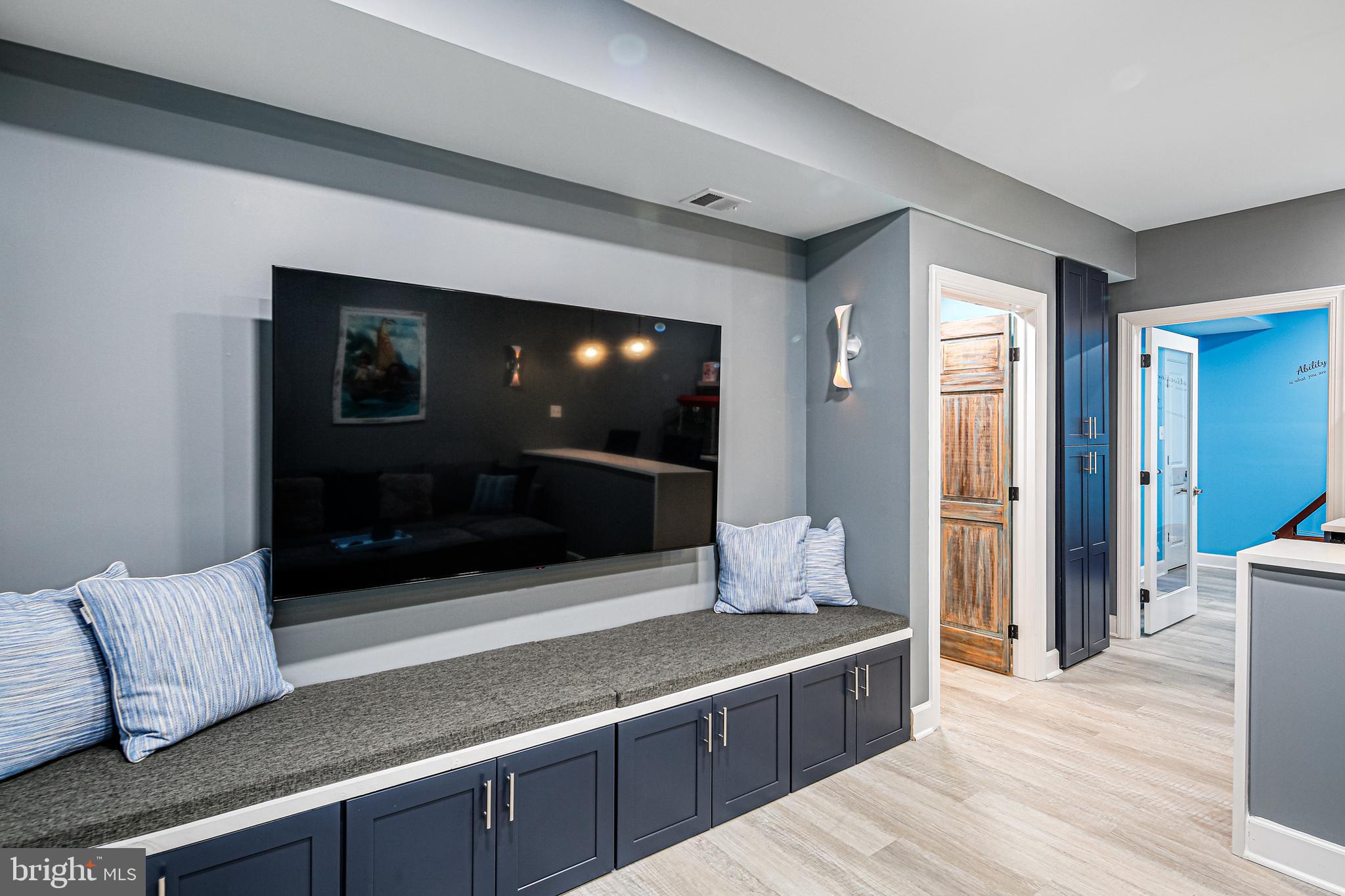 MAPLE LAWN - Residential