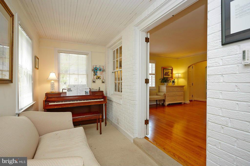 ROSEMONT - Residential