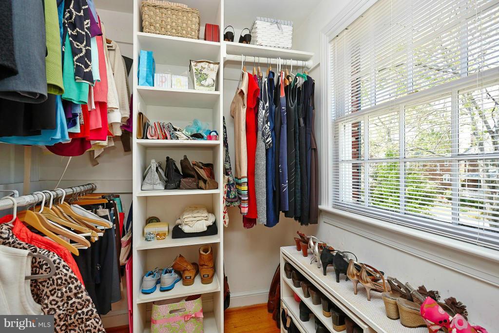 ROSEMONT - Residential