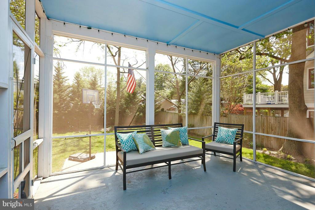 ROSEMONT - Residential