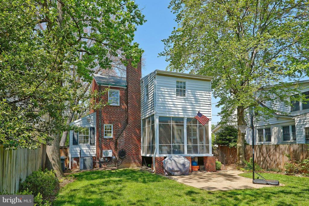 ROSEMONT - Residential