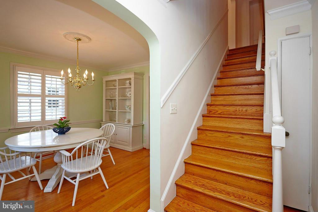 ROSEMONT - Residential