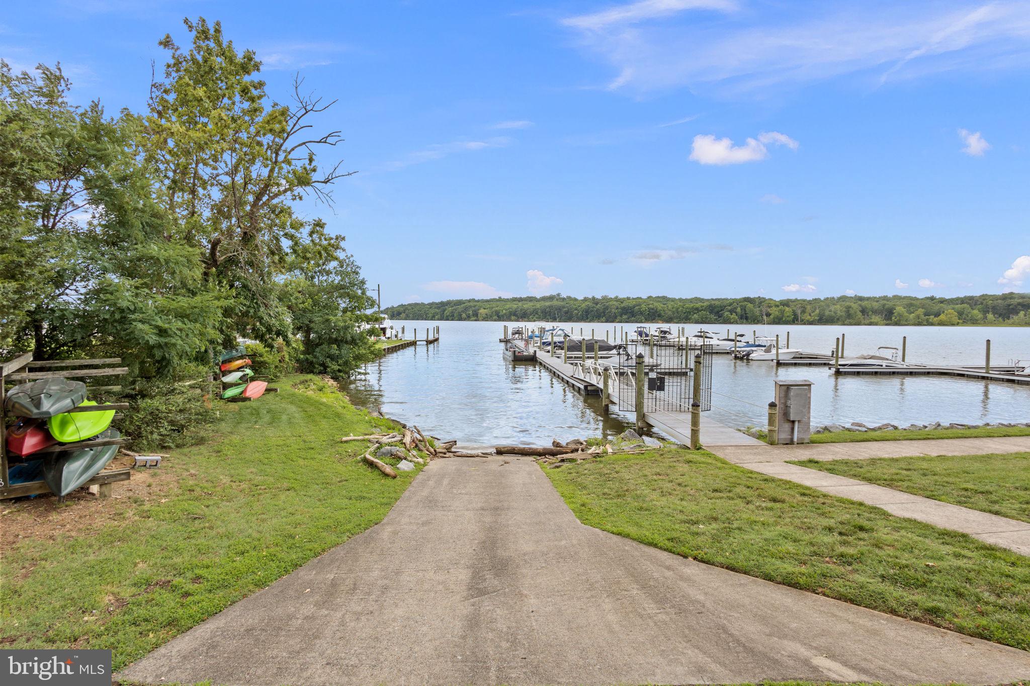 MT VERNON ON THE POTOMAC - Residential