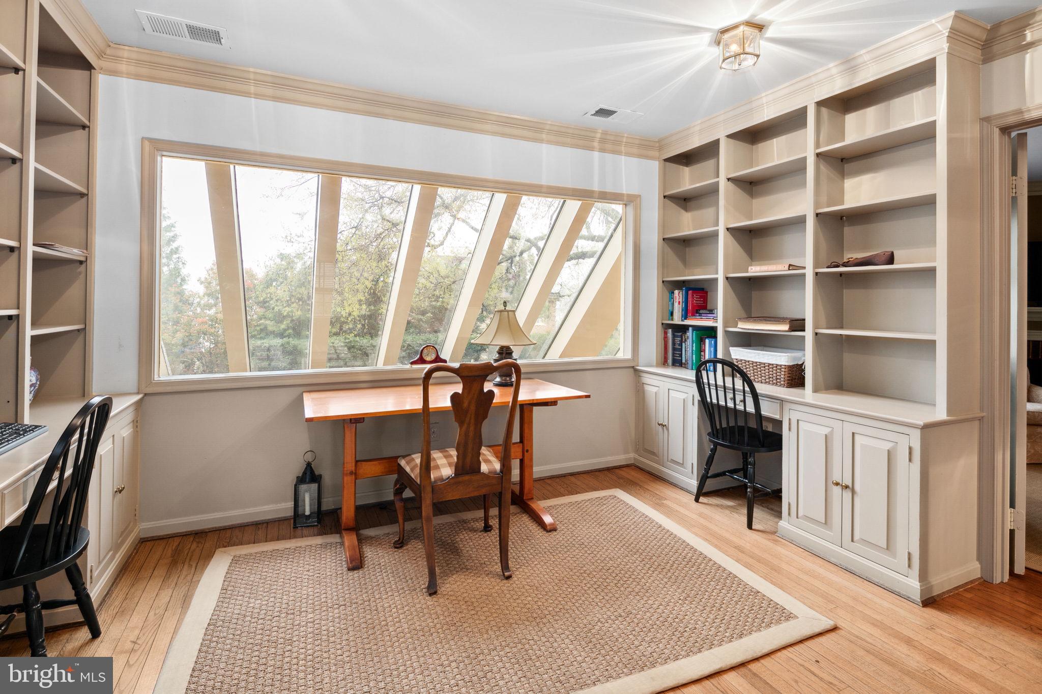 MT VERNON ON THE POTOMAC - Residential