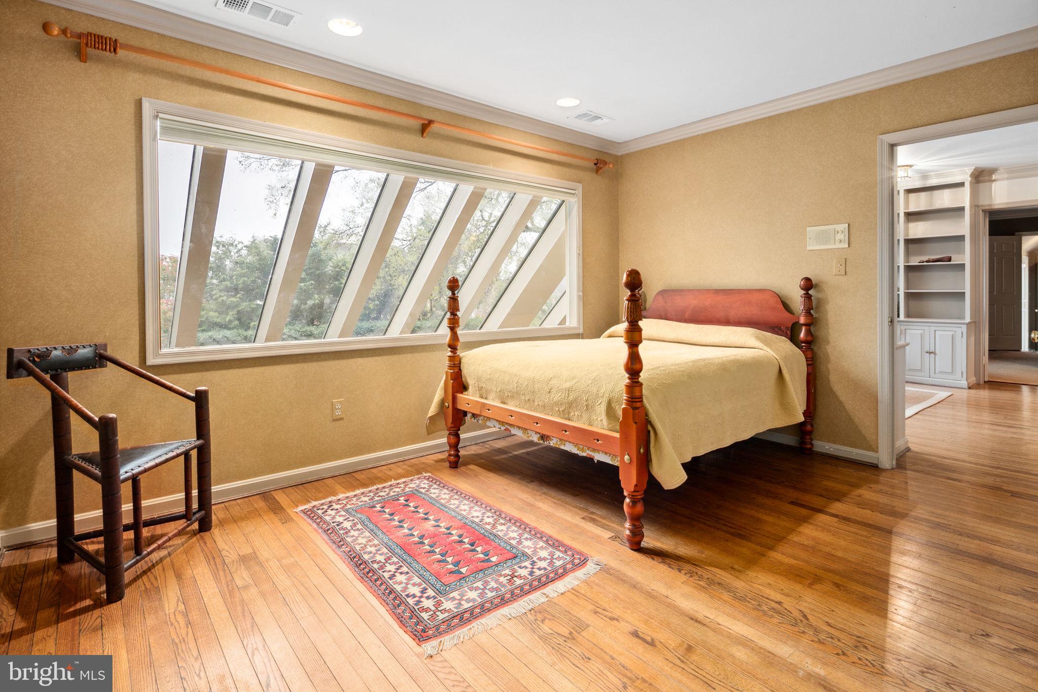 MT VERNON ON THE POTOMAC - Residential