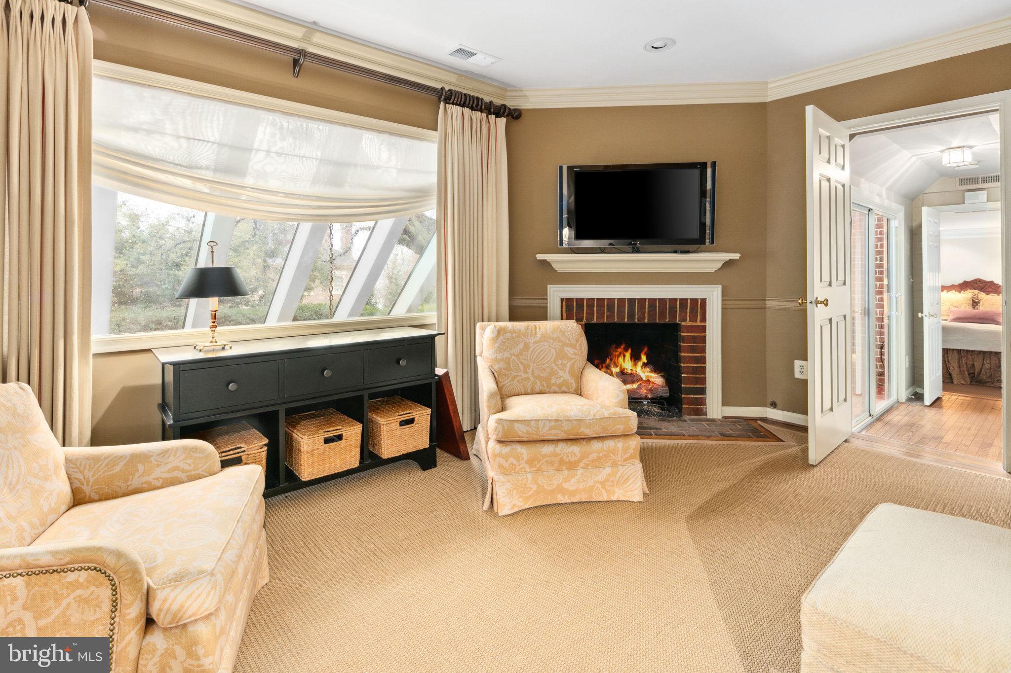 MT VERNON ON THE POTOMAC - Residential