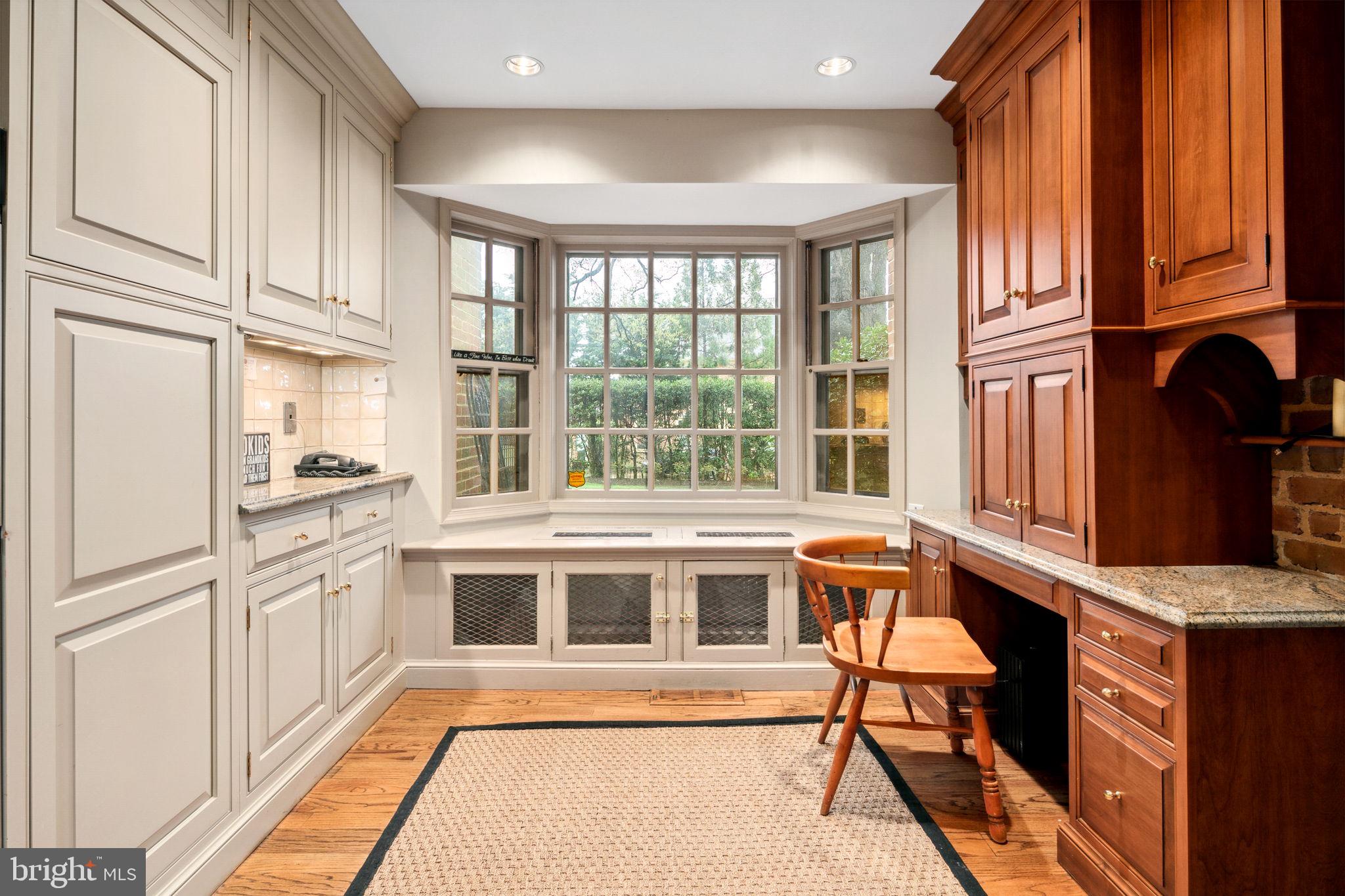 MT VERNON ON THE POTOMAC - Residential