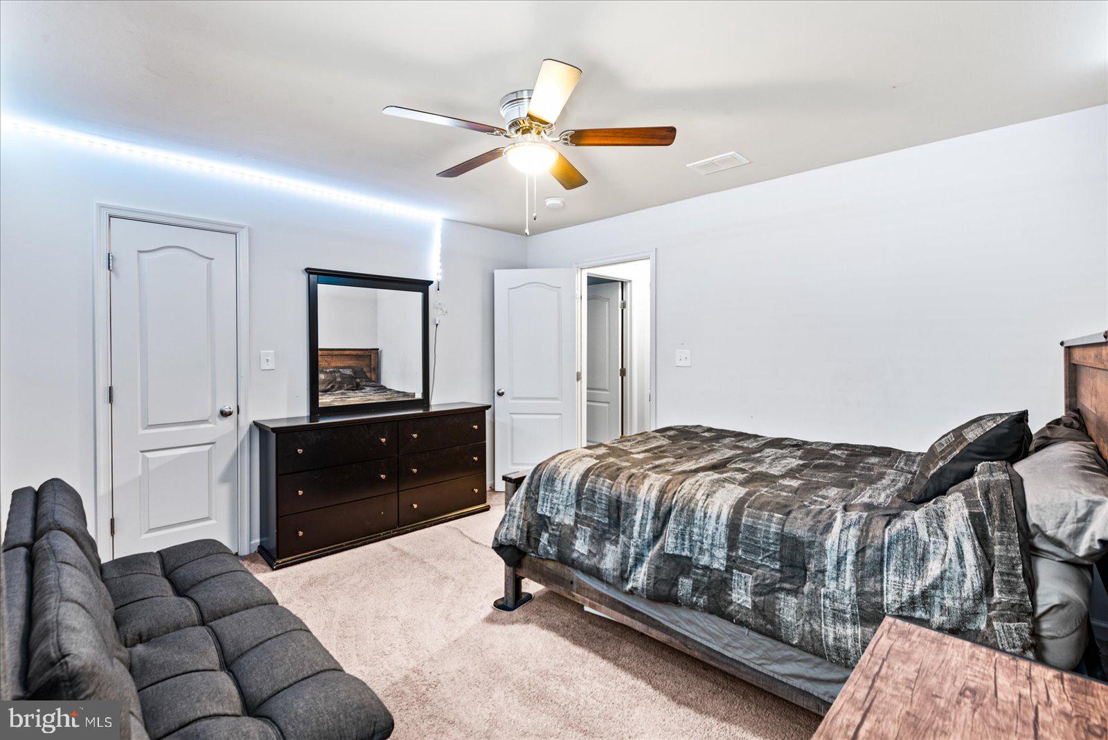 COLONIAL FORGE - Residential